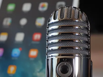 أفضل تطبيقات الاستماع للنشرات الصوتية podcasts